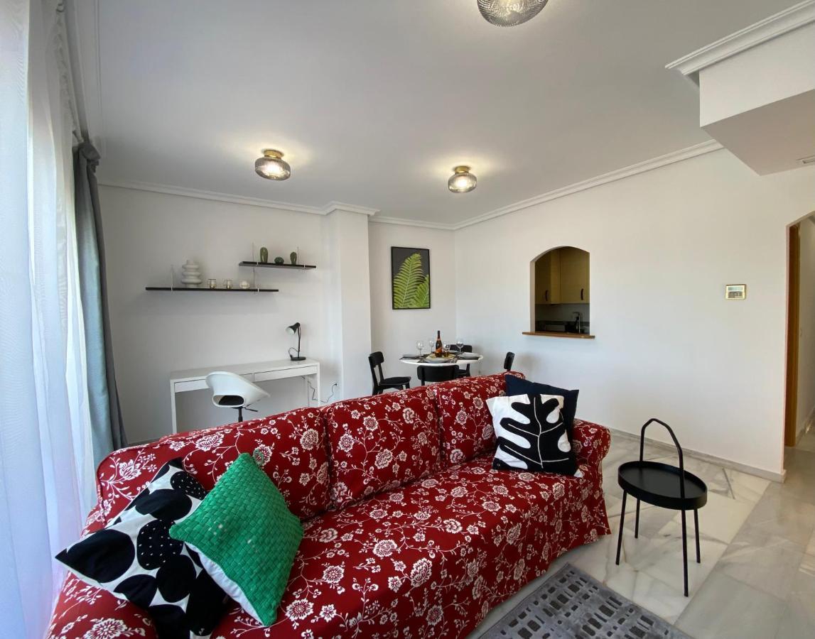 Apartment With Solarium/Terrace. กัลเป ภายนอก รูปภาพ